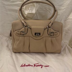 Vintage Salvatore Ferragamo Beige Leather Handbag